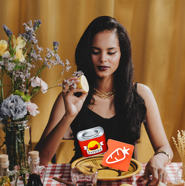 woman eating meal planning apps woman eating meal planning apps